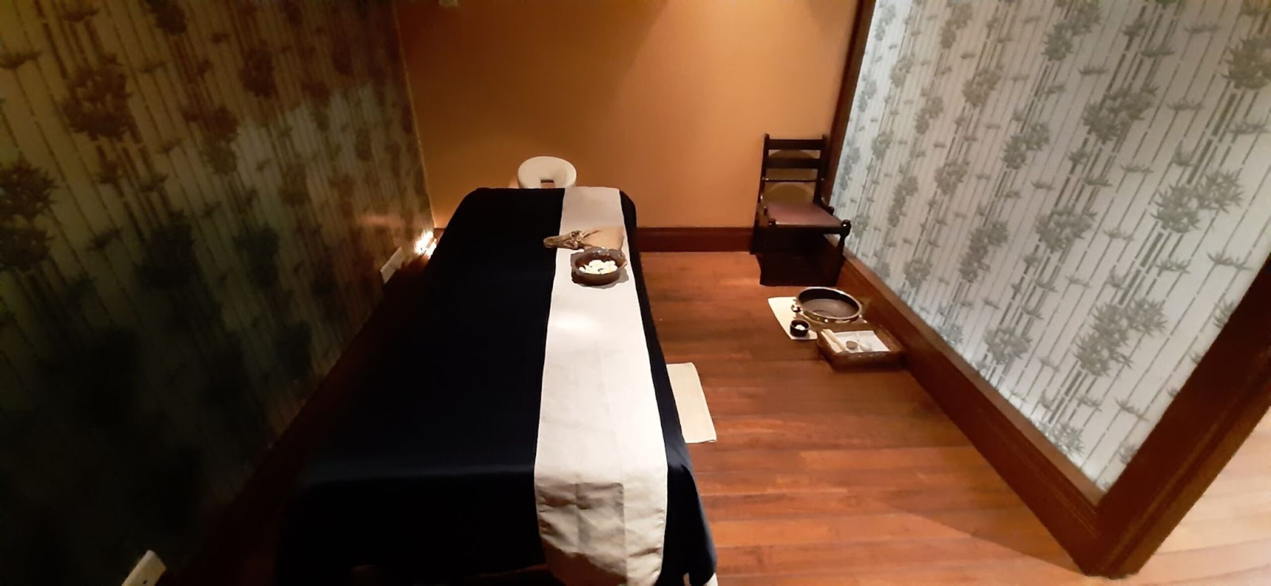 https://tattvaspa.com/ourservices/ayurvedic-abhyanga-massage/