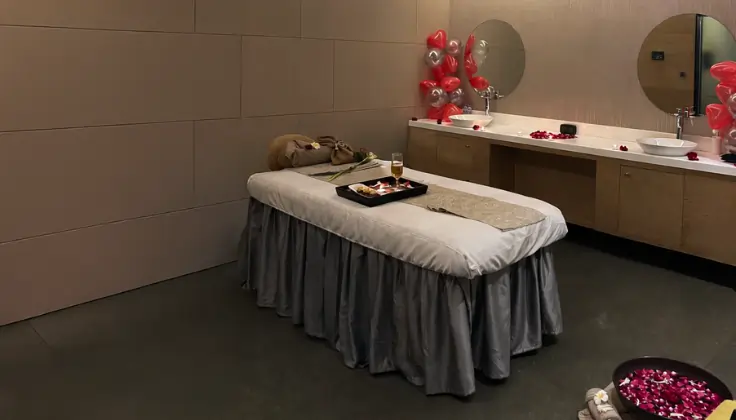 Calm and cozy Valentine’s Day gifts for her