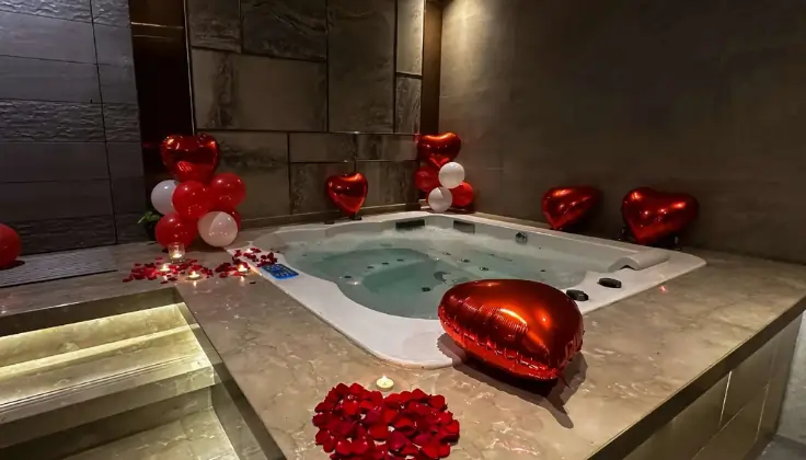 A beautifully decorated premium couples wellness retreat, enjoy a relaxing Valentine's Day spa experience at Tattva Spa